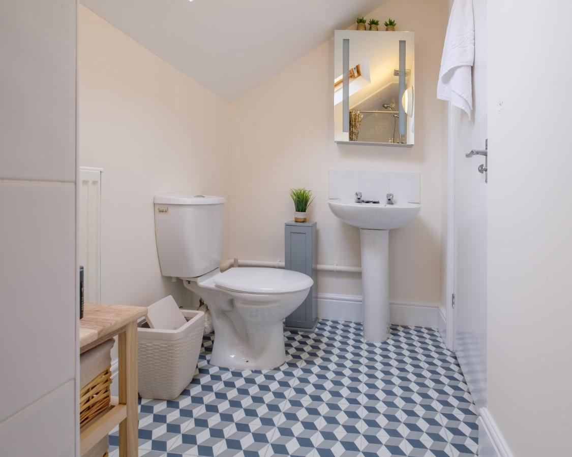 Luxury Living, Stylish Modern Apartment In The Heart Of Ryde Ryde  Dış mekan fotoğraf